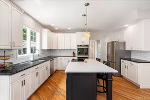 10 Kipps Ct, Somers, NY 10589 - Photo 16