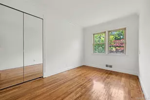 70 Richbell Rd, White Plains, NY 10605 - Photo 12