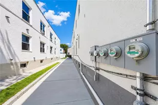 2351 E 22nd St, Brooklyn, NY 11229 - Photo 36