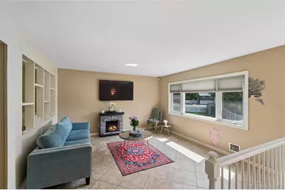 3 Bradley Court, Smithtown, NY 11787 - Photo 6
