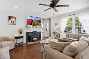 9 Lagoon Blvd, Massapequa, NY 11758 - Photo 16