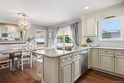 9 Lagoon Boulevard, Massapequa, NY 11758 - Photo 6