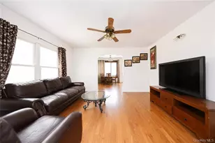 2675 E 27th St, Brooklyn, NY 11235 - Photo 8