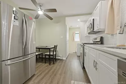 707 5th Street S, Lindenhurst, NY 11757 - Photo 10