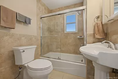 707 5th Street S, Lindenhurst, NY 11757 - Photo 20
