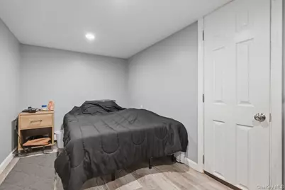 707 5th Street S, Lindenhurst, NY 11757 - Photo 24