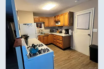12 Briarwood Crescent, Newburgh, NY 12550 - Photo 18