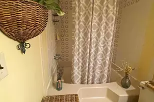 1661 Old Country, Riverhead, NY 11901 - Photo 14