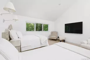 61 Hidden Cove Ct, Southampton, NY 11968 - Photo 18