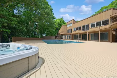 61 Hidden Cove Court, Southampton, NY 11968 - Photo 24