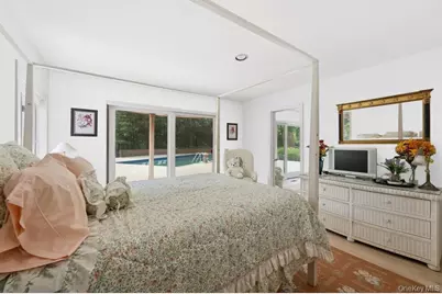 61 Hidden Cove Court, Southampton, NY 11968 - Photo 14