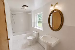 176 Spackenkill Rd, Poughkeepsie, NY 12603 - Photo 4