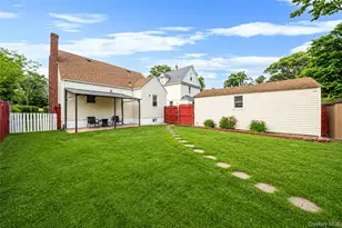 101 Woods Ave, Roosevelt, NY 11575 - Photo 22