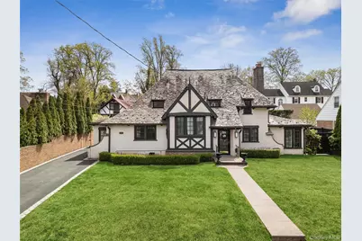 216 Beverly Road, Douglaston, NY 11363 - Photo 32