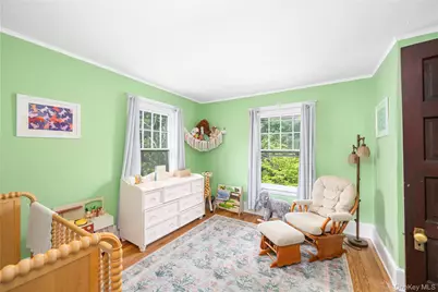 21 Barnard Avenue, Poughkeepsie, NY 12601 - Photo 18