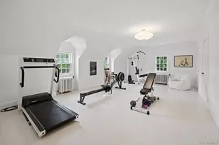 1384 Park Ln, Pelham, NY 10803 - Photo 34