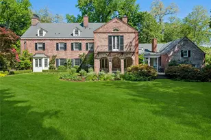 1384 Park Ln, Pelham, NY 10803 - Photo 2