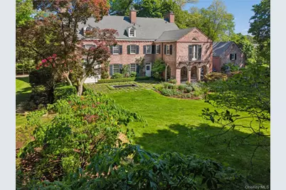 1384 Park Lane, Pelham, NY 10803 - Photo 1