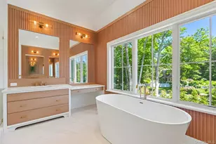 244 N Sea Mecox Rd, Southampton, NY 11968 - Photo 16