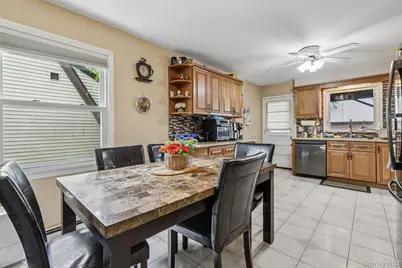 583 Bellevue Avenue N, Yonkers, NY 10703 - Photo 28