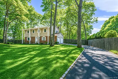 14 Basswood Lane, Farmingville, NY 11738 - Photo 2