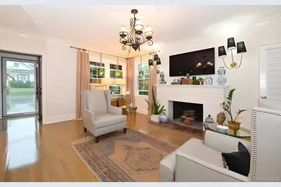 32 Franklin Avenue, Sea Cliff, NY 11579 - Photo 10