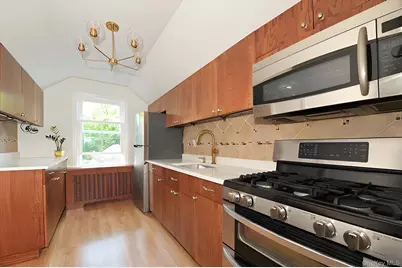 32 Franklin Avenue, Sea Cliff, NY 11579 - Photo 18