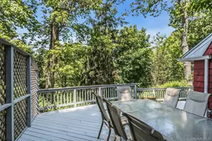 26 Marys Ln, Centerport, NY 11721 - Photo 16