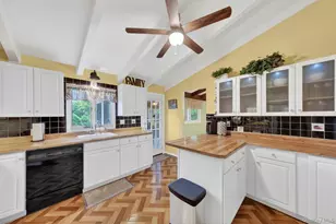 1 Rockledge Rd, Poughkeepsie, NY 12601 - Photo 10