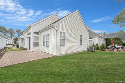 515 Leisure Drive, Ridge, NY 11961 - Photo 6