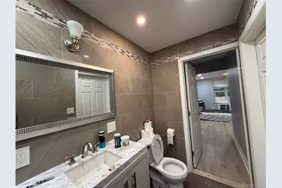 219 Rumsey Rd #1A, Yonkers, NY 10705 - Photo 12