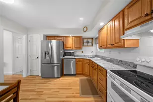 36 Marshall Dr, Selden, NY 11784 - Photo 12