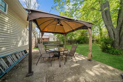 36 Marshall Drive, Selden, NY 11784 - Photo 32