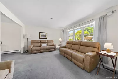 36 Marshall Drive, Selden, NY 11784 - Photo 6
