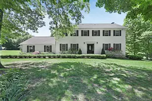14 Wagner Dr, Rock Tavern, NY 12575 - Photo 2