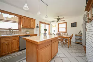 56-35 211th St, Bayside, NY 11364 - Photo 4
