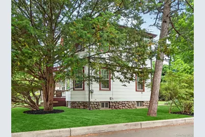125 Wayne Avenue, Suffern, NY 10901 - Photo 2