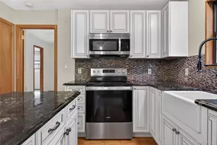 110 Ledge View Dr, Hawley, PA 18428 - Photo 18