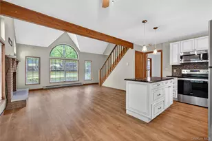 110 Ledge View Dr, Hawley, PA 18428 - Photo 12