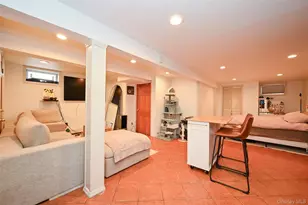 23-06 154th St, Whitestone, NY 11357 - Photo 16