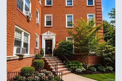 230 Central Avenue #3-I, Lawrence, NY 11559 - Photo 2