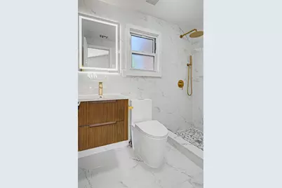 19 West Side Avenue, Bay Shore, NY 11706 - Photo 14