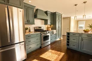 31 Weeks Ave, Oyster Bay, NY 11771 - Photo 2