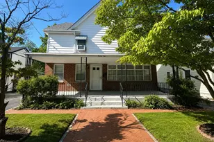 31 Weeks Ave, Oyster Bay, NY 11771 - Photo 16