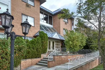 300 Livingston Avenue #2A, Mamaroneck, NY 10543 - Photo 1