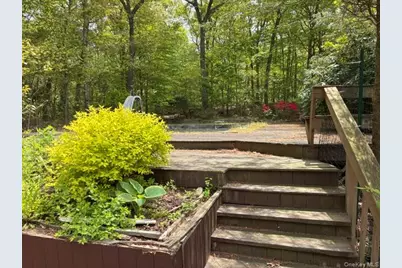 80 Alpine Way, South Huntington, NY 11746 - Photo 10