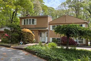 80 Alpine Way, South Huntington, NY 11746 - Photo 2