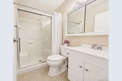 180 Strathmore Gate Drive, Stony Brook, NY 11790 - Photo 14
