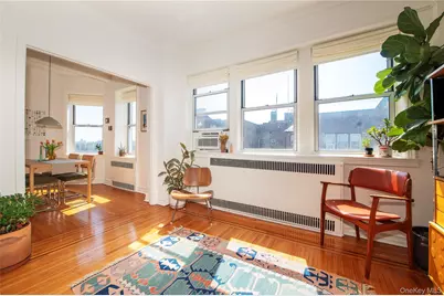 86-10 34th Avenue #613, Jackson Heights, NY 11372 - Photo 2