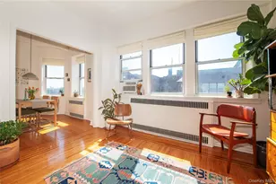 86-10 34th Ave, Jackson Heights, NY 11372 - Photo 2